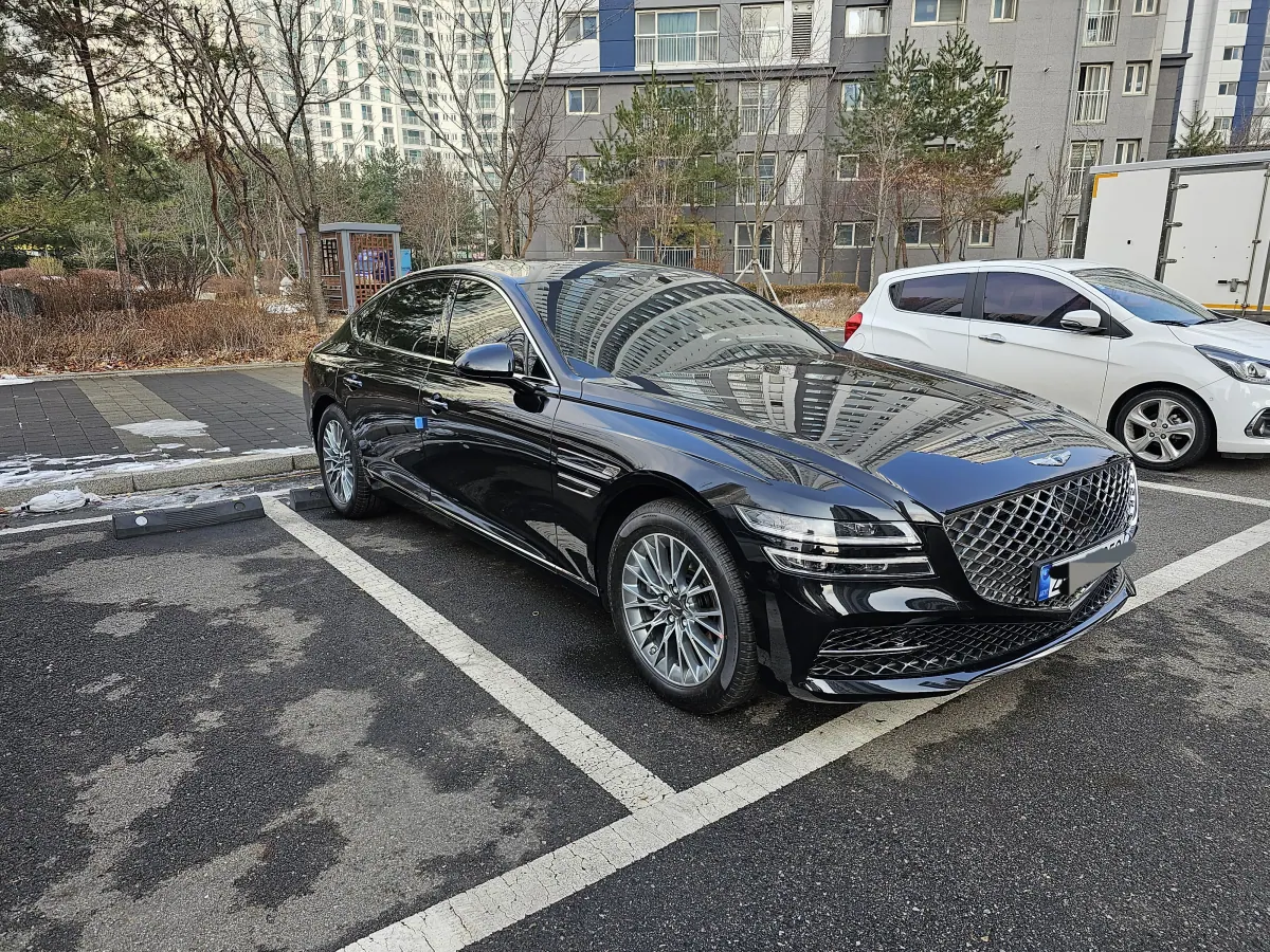 제네시스 G80 세단 상세 정보